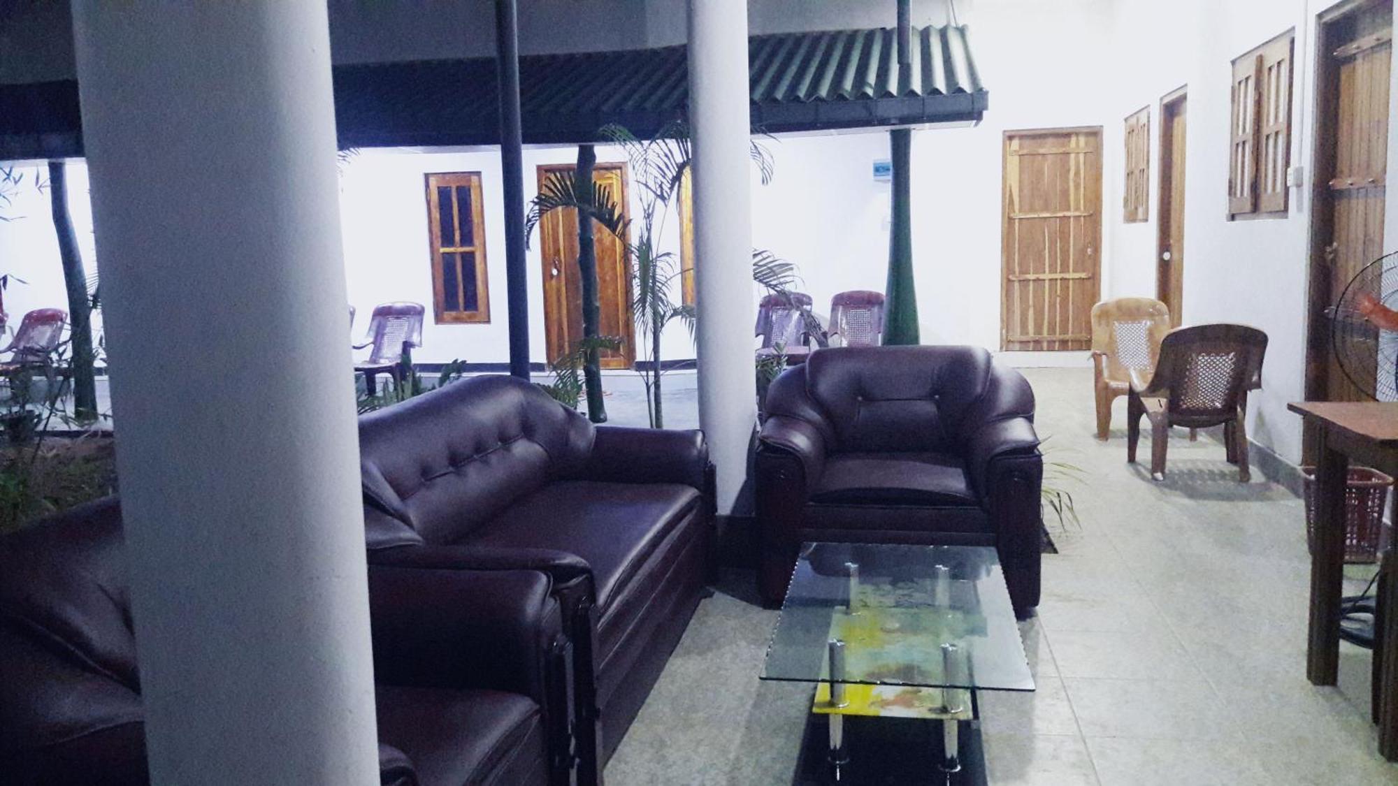 Safari Horizon Udawalawe Acomodação com café da manhã Exterior foto